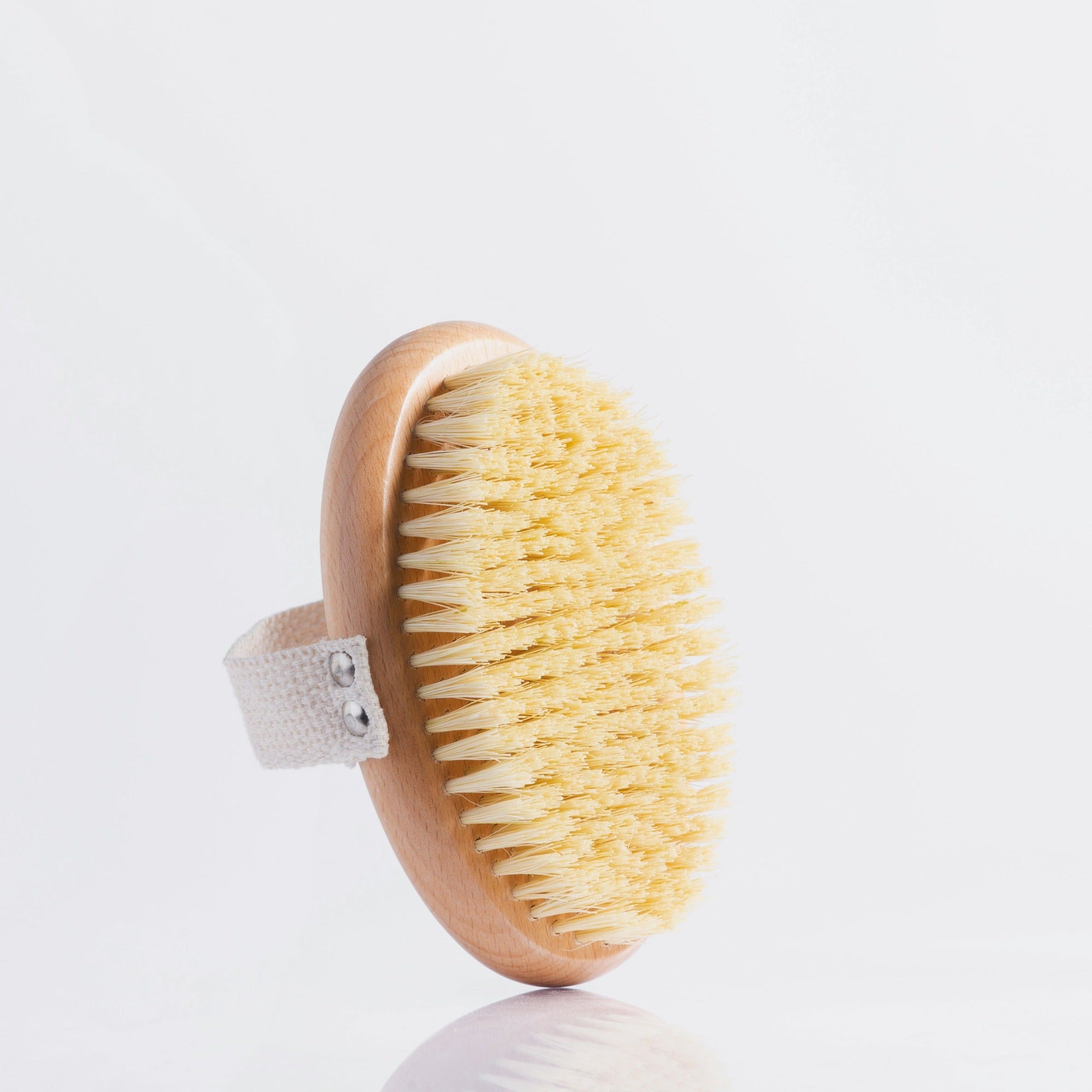 Sisal body Brush showing the bristles